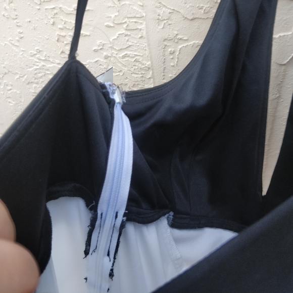 NWT Black & White halter ruffled bling event dress - Picture 6 of 9